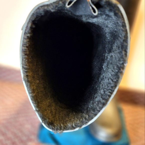 NEW WindRiver Insulated black rain boots with adjustable calf strap - Picture 6 of 8